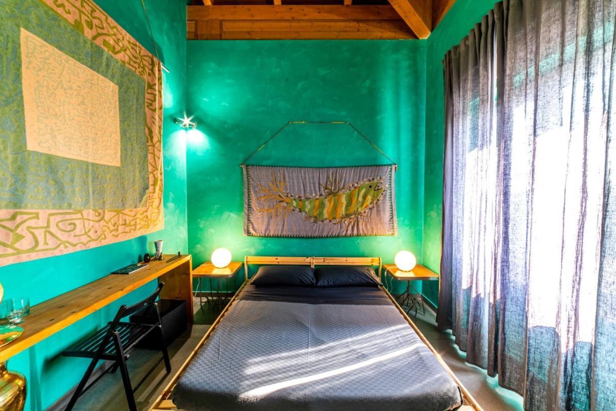 Speciale Tarshito'S Home - Atrium And Terrace Bari Bagian luar foto